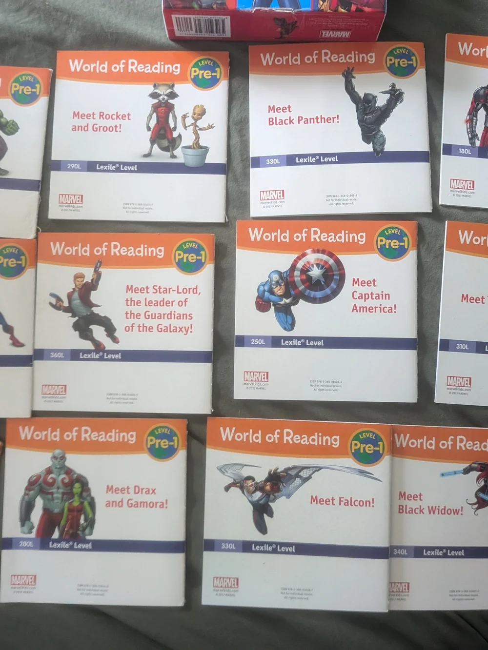 World of Reading Pre-Level 1 Marvel Meet the Super Heroes (Box Set of 12)